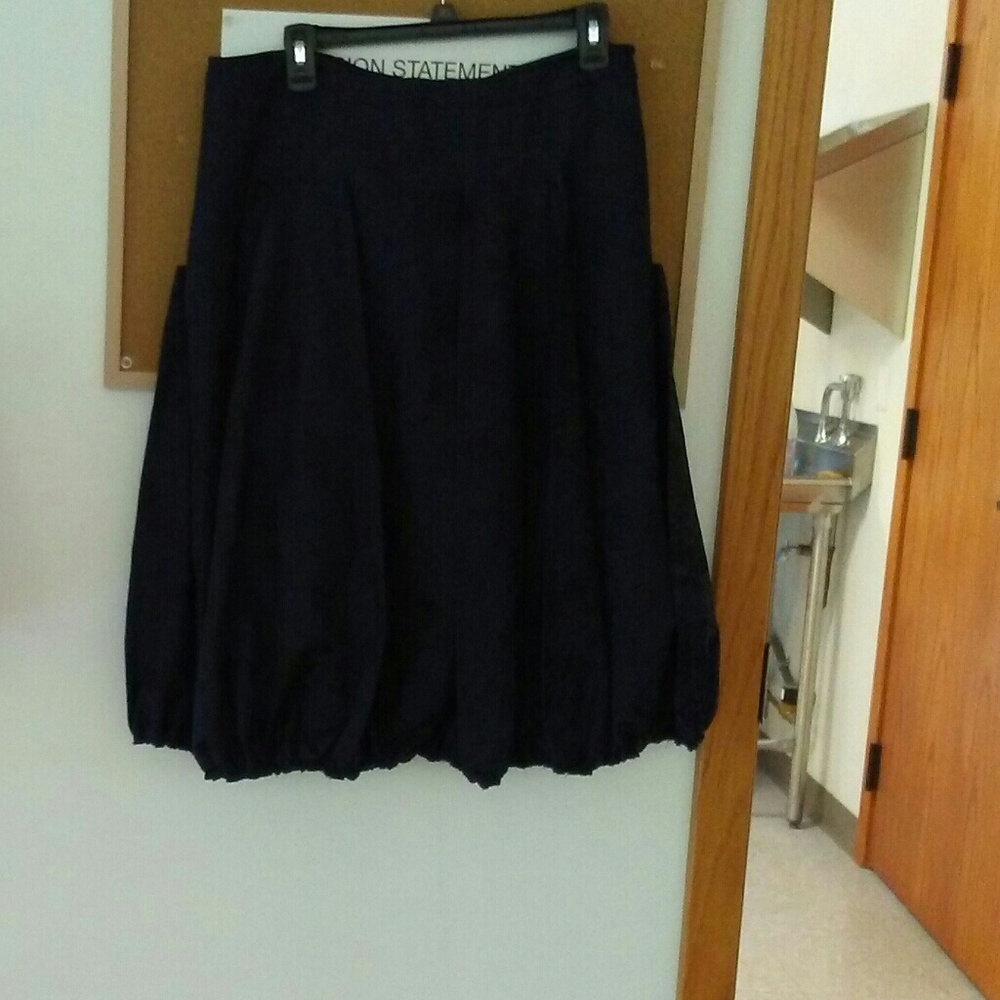 🆕 vera wang cute skirt